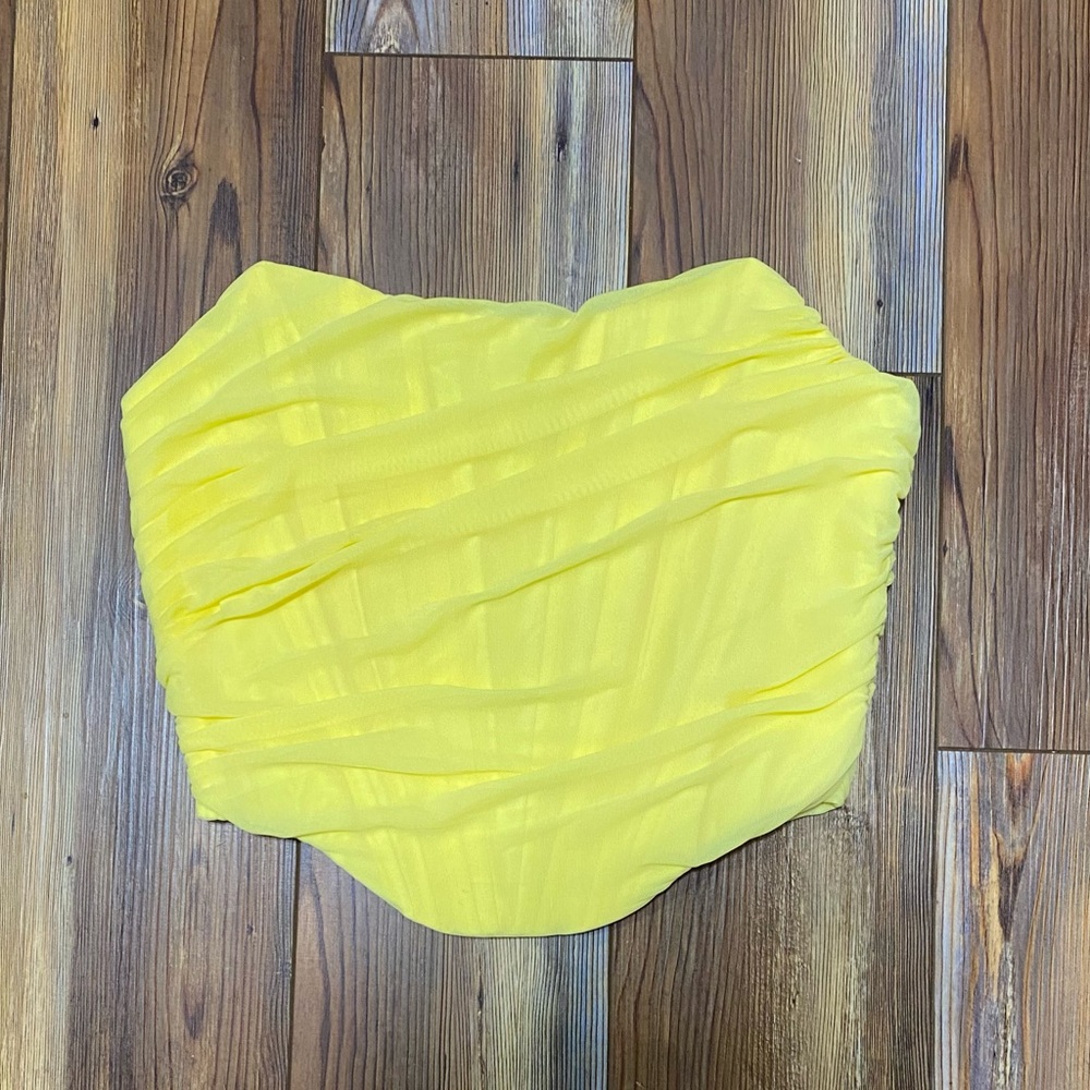 Women’s Medium Yellow Corset Crop Top